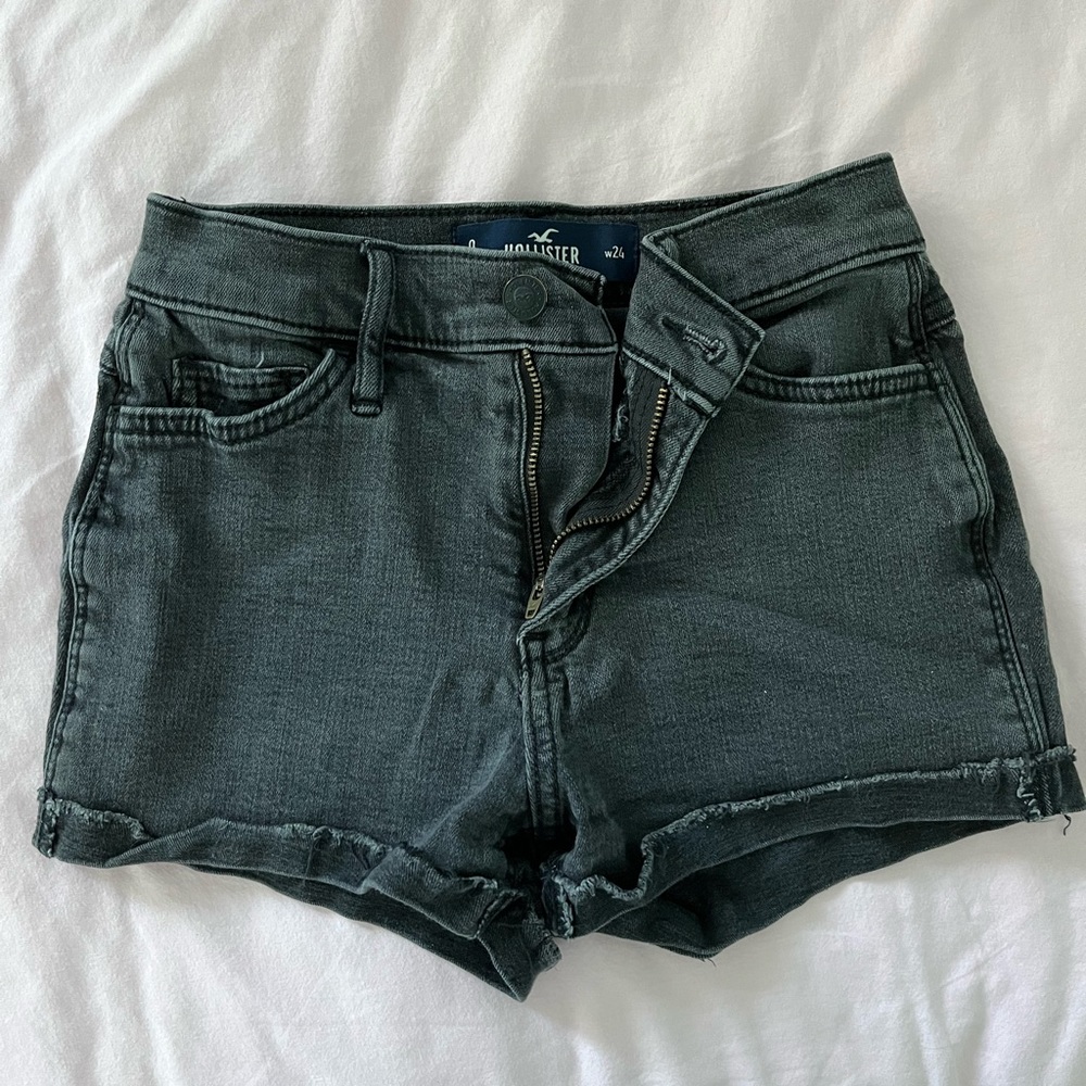 Hollister Jean Shorts🪩🧸🛍️